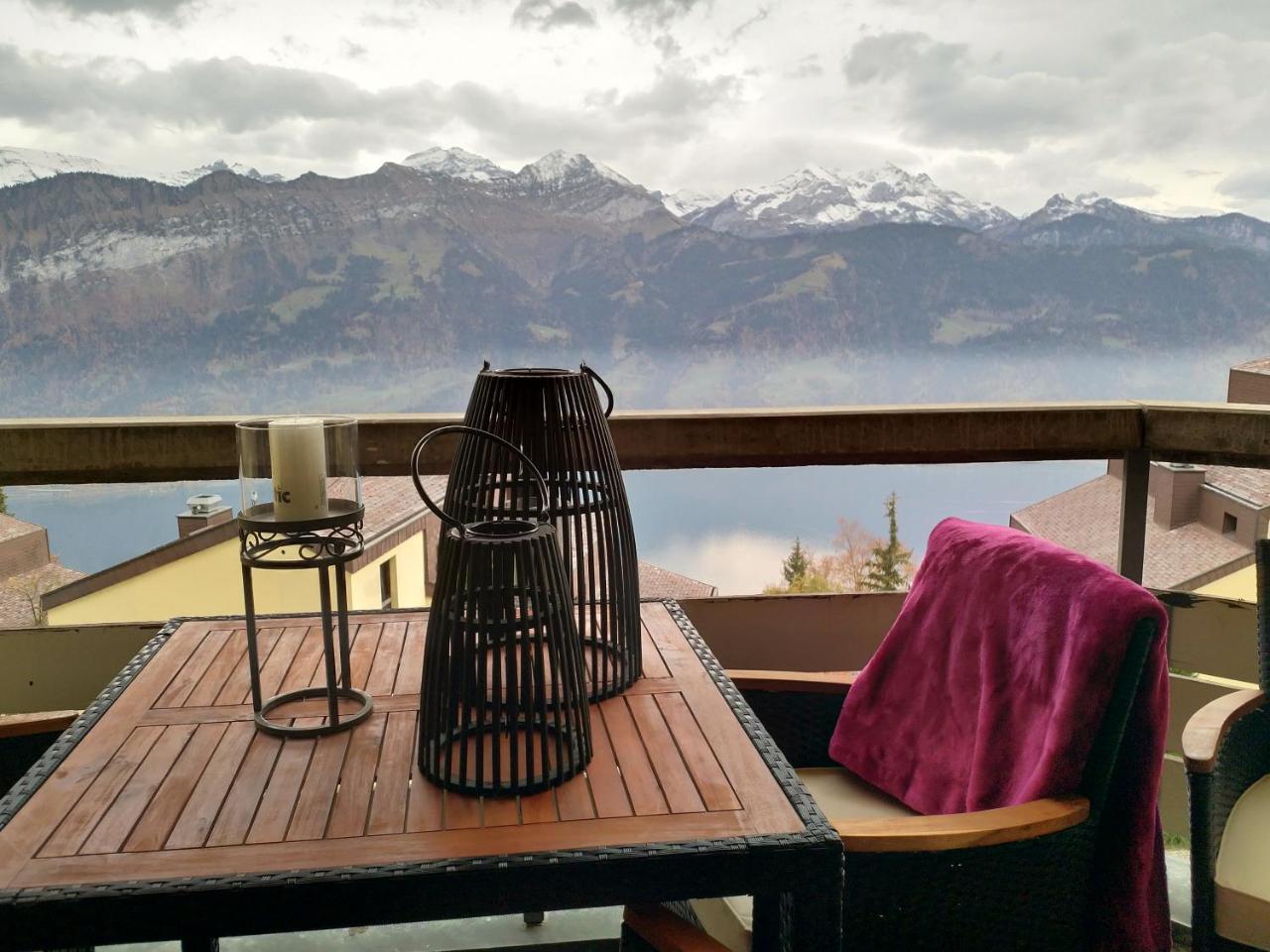 Swiss Seeblick Apartment Mit Hotelanbindung Beatenberg Extérieur photo